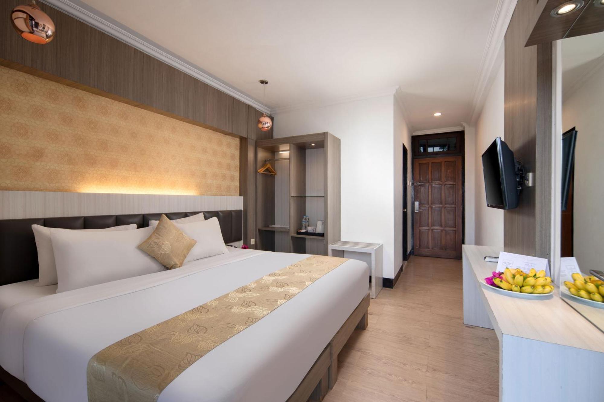 Royal Hotel And Convention Tretes Prigen Exterior foto